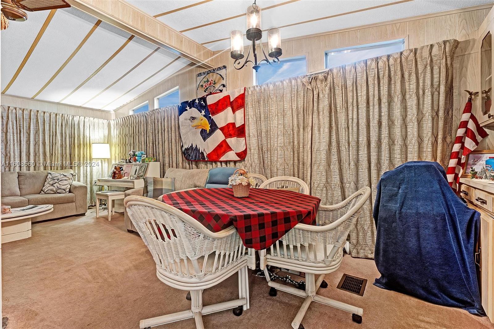 JAMAICA BAY MOBILE HOME C - Residential