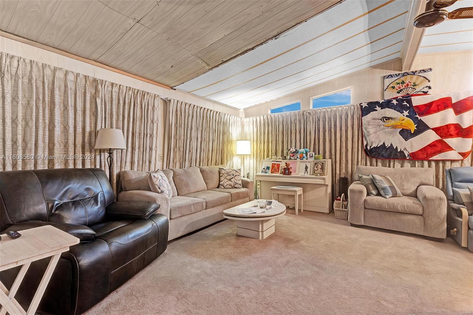 JAMAICA BAY MOBILE HOME C - Residential