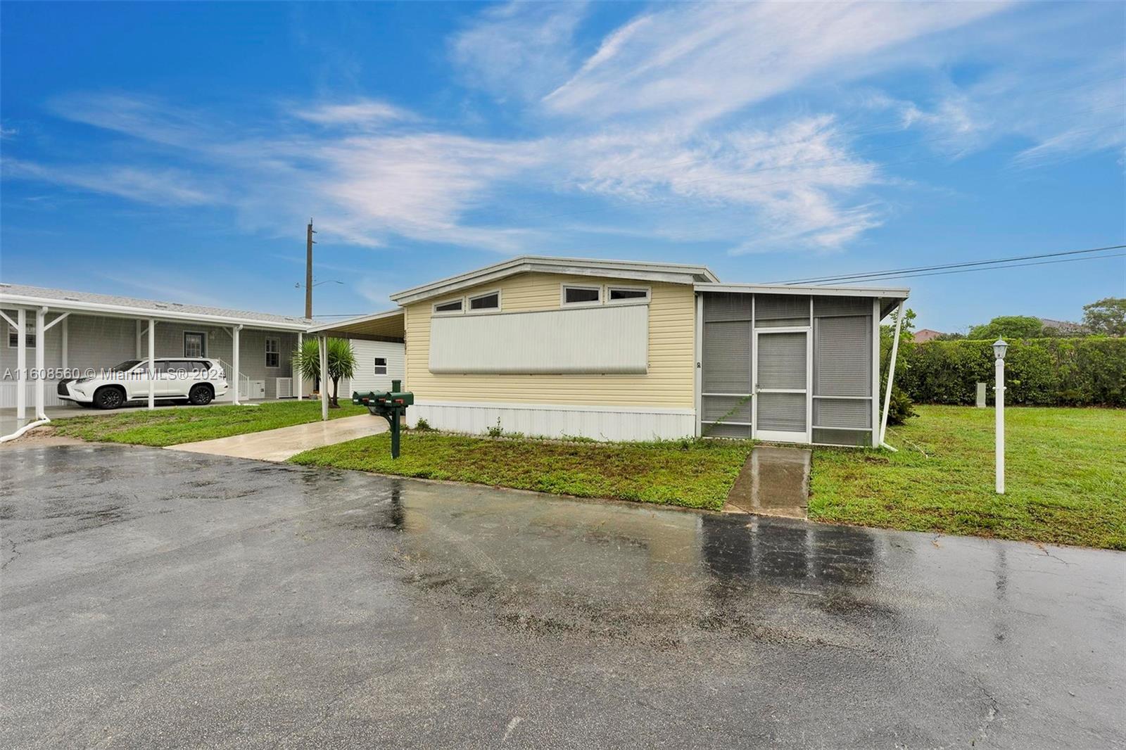 JAMAICA BAY MOBILE HOME C - Residential