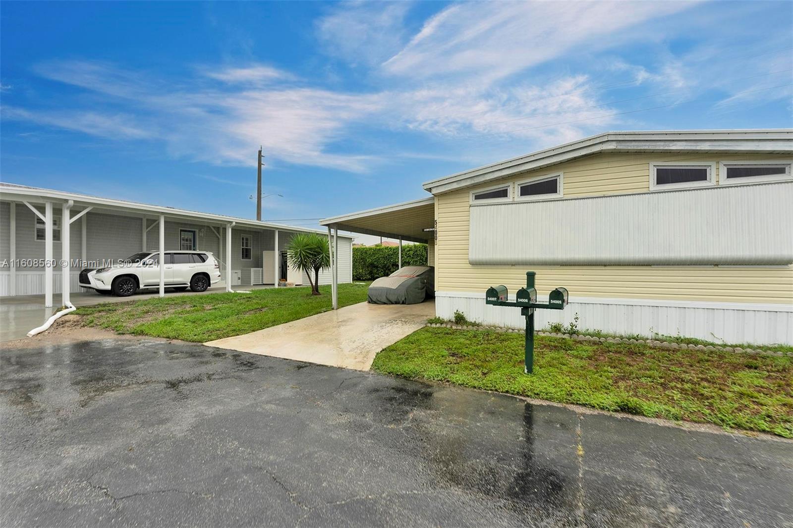 JAMAICA BAY MOBILE HOME C - Residential