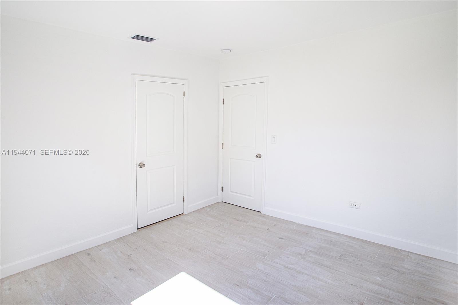 HAZEL PARK - Residential