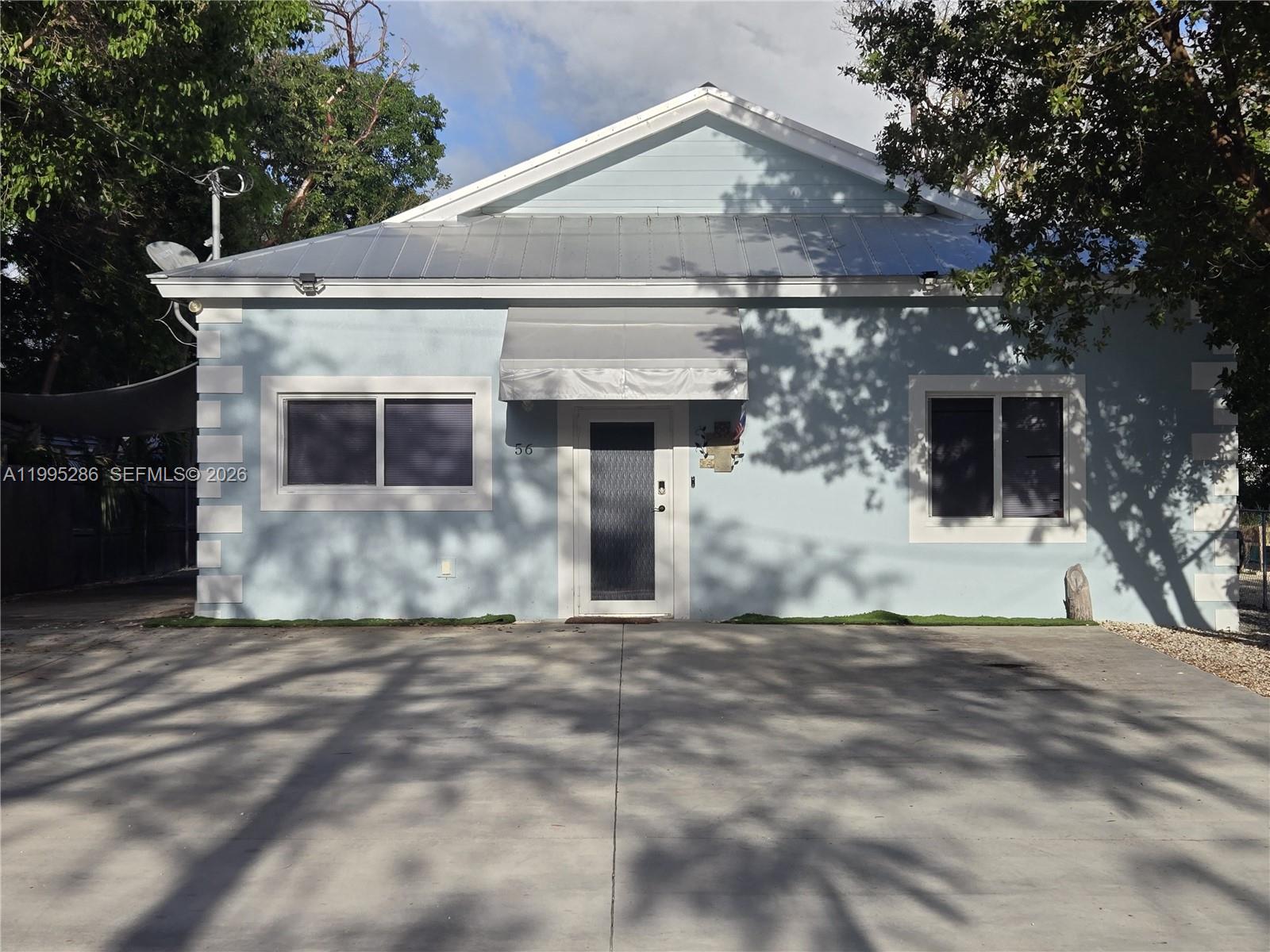 LARGO GARDENS - Residential