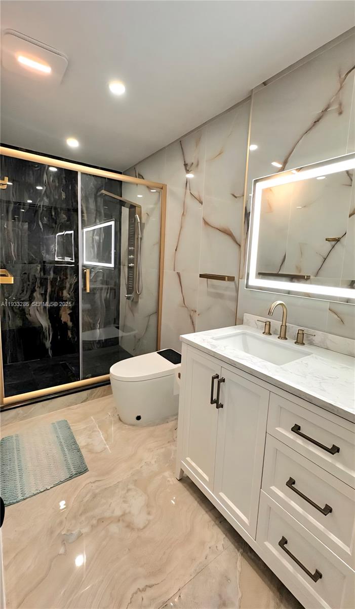 VILLAS AT CARRIAGE HILLS - Residential