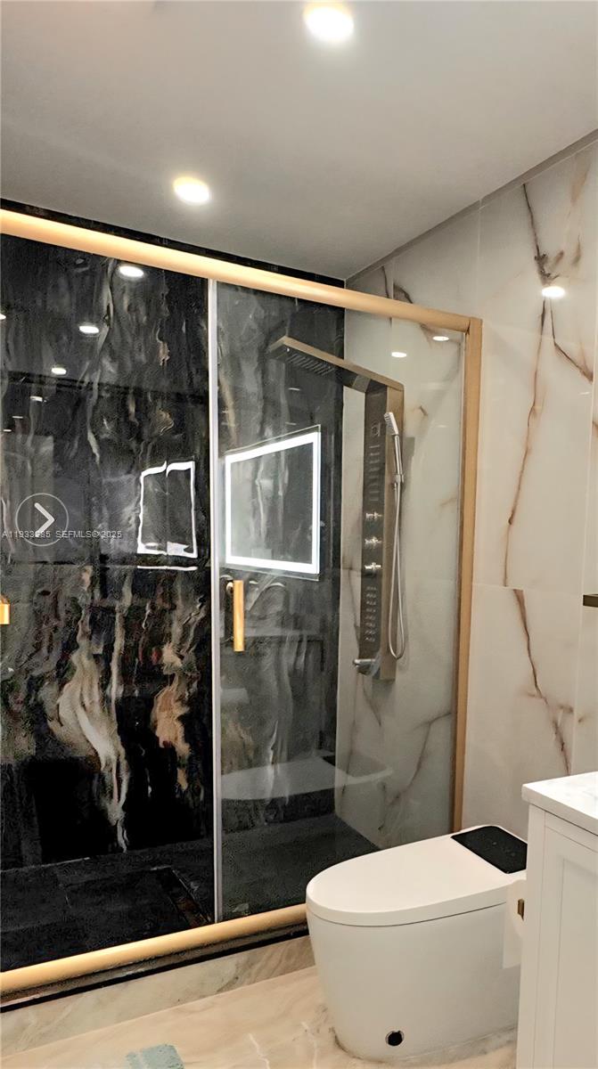 VILLAS AT CARRIAGE HILLS - Residential