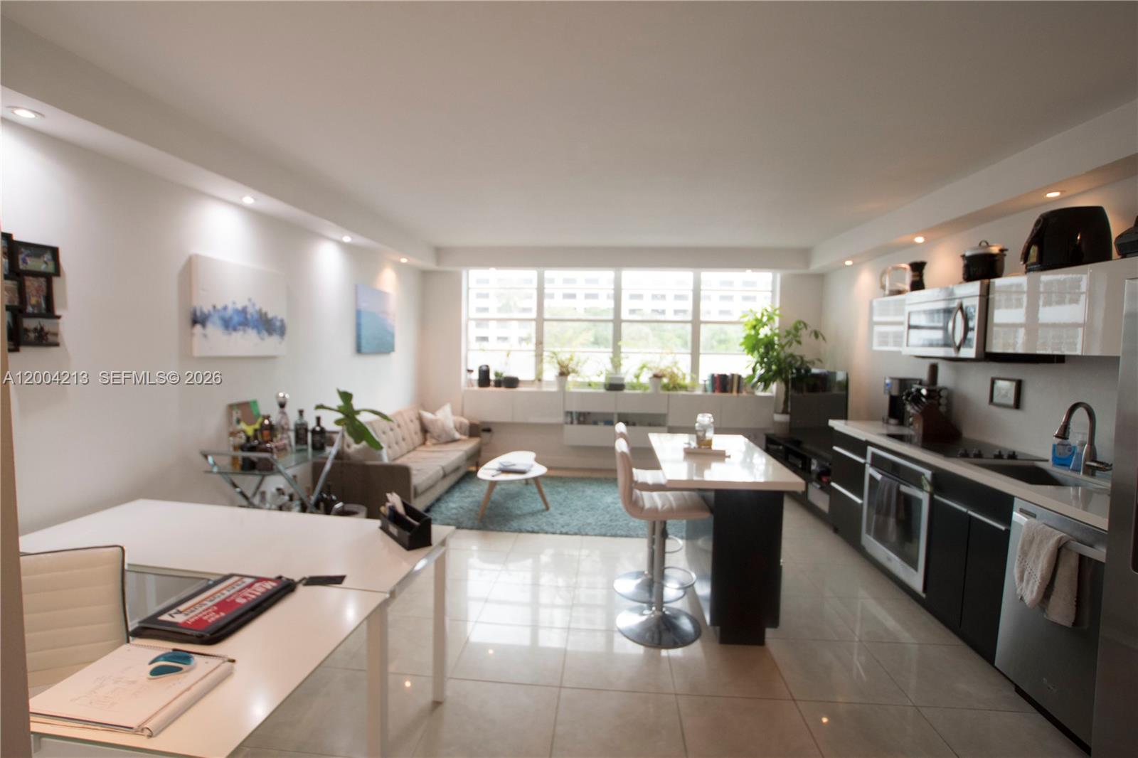 FOUR AMBASSADORS CONDO PH - Residential Lease
