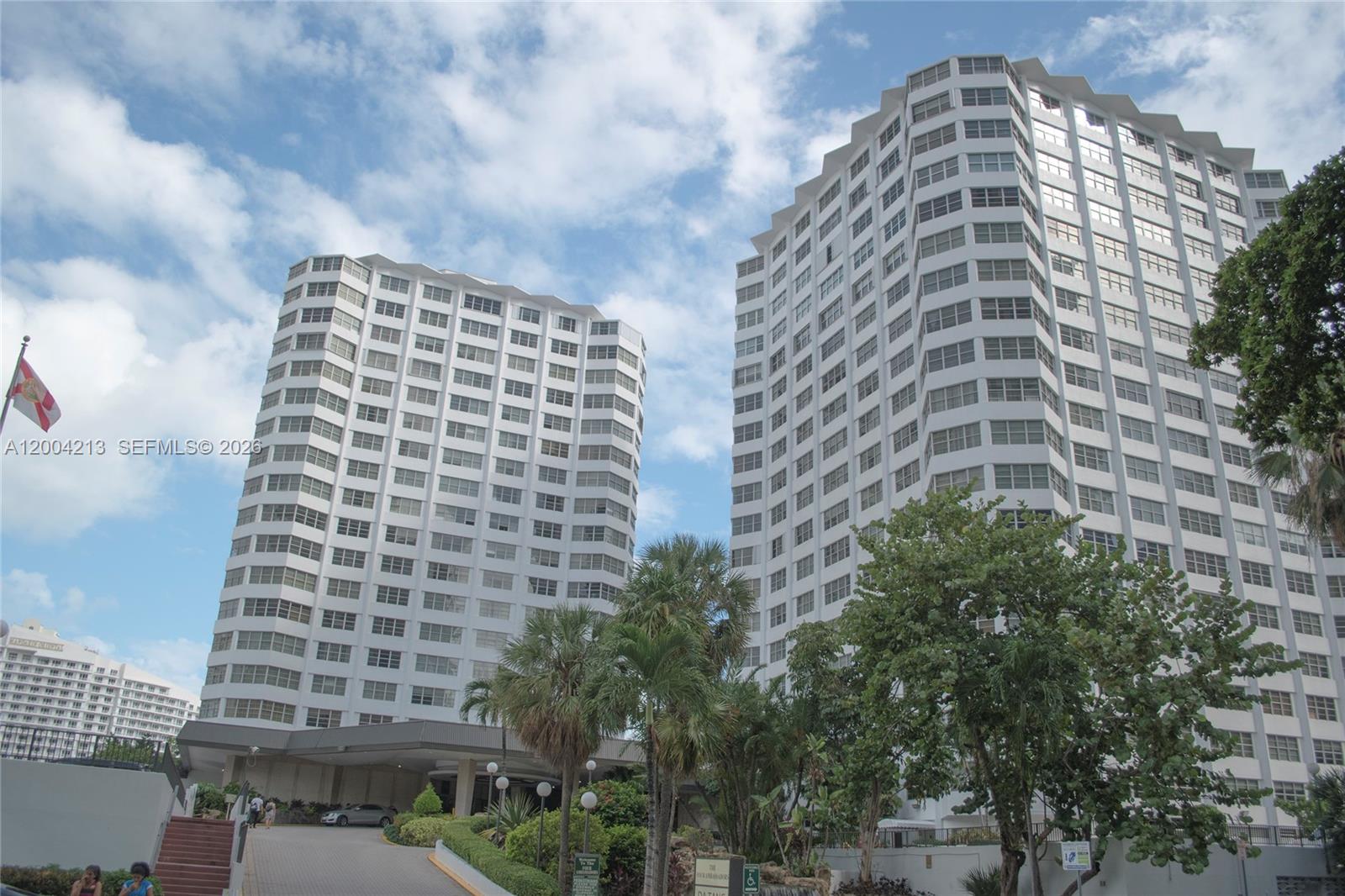 FOUR AMBASSADORS CONDO PH - Residential Lease