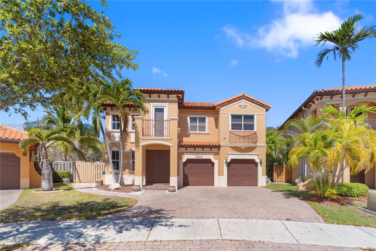 EGRET LAKES ESTATES SEC 3 - Residential