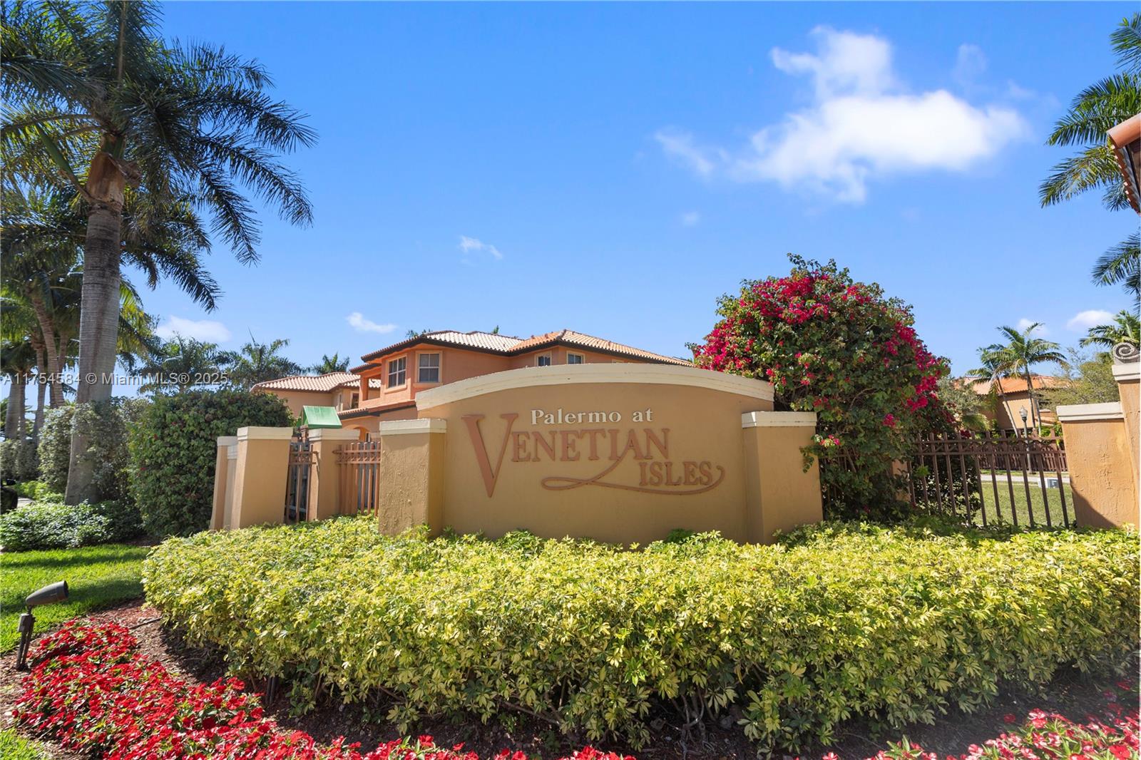 EGRET LAKES ESTATES SEC 3 - Residential