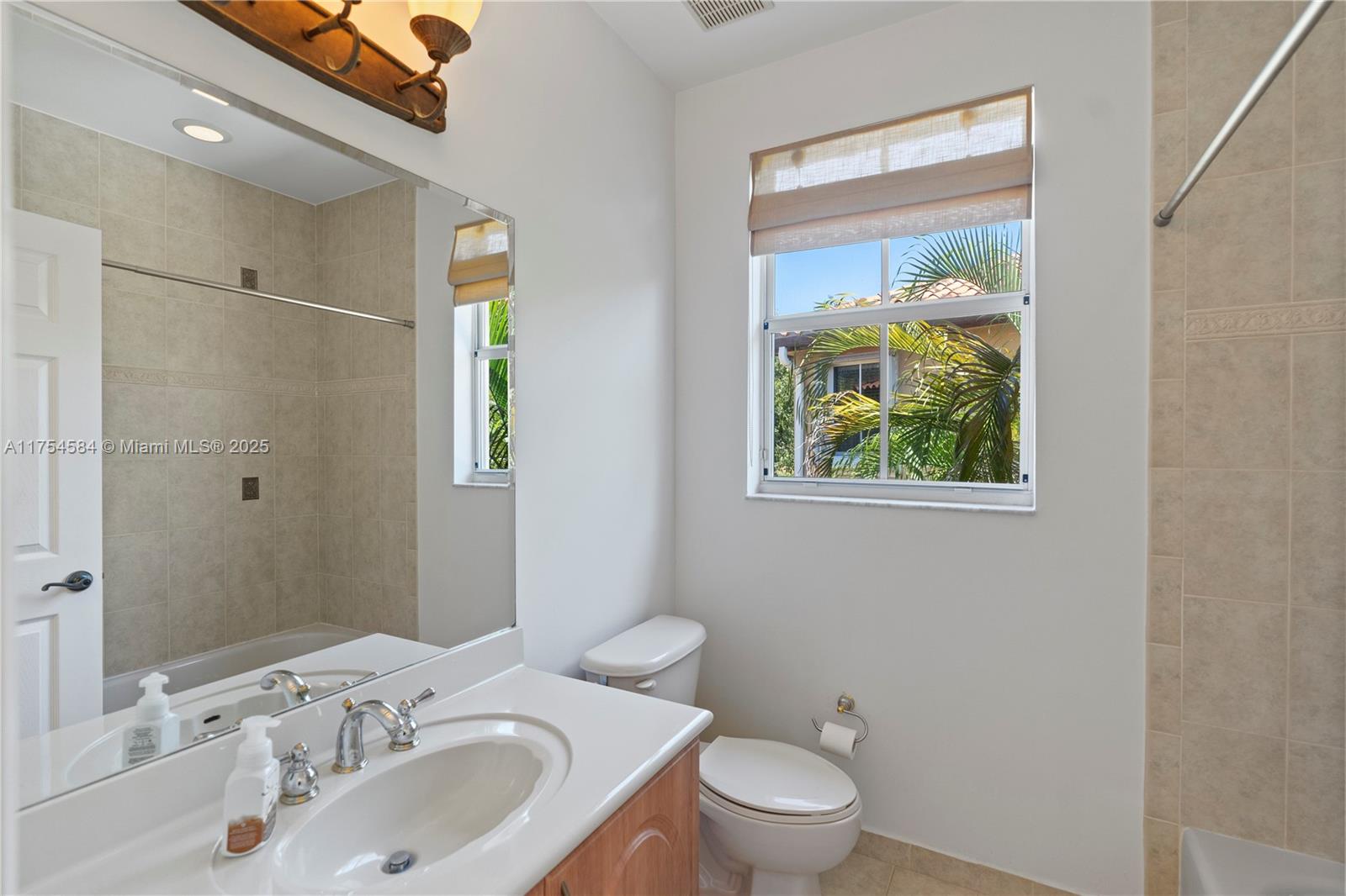 EGRET LAKES ESTATES SEC 3 - Residential