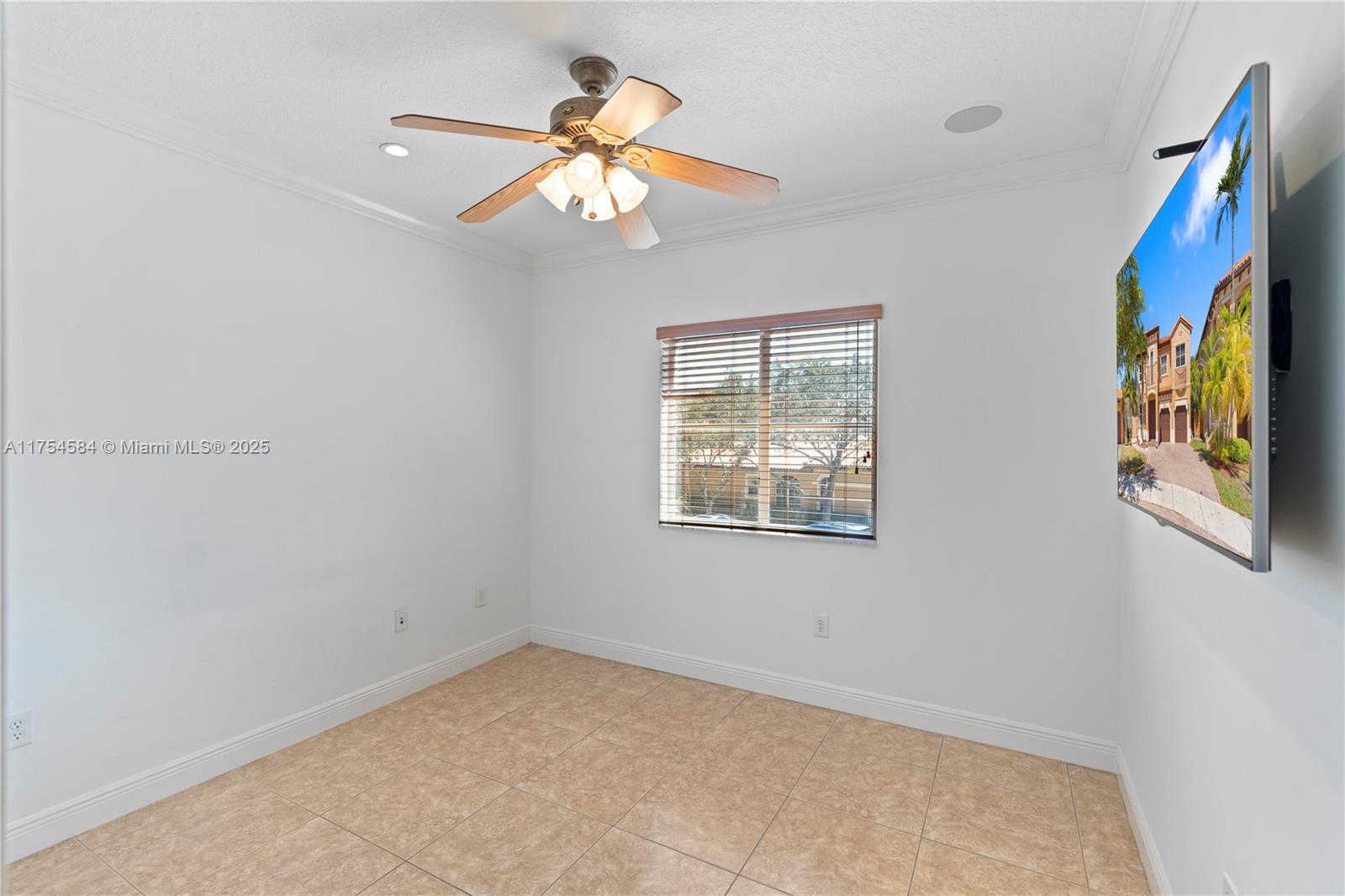 EGRET LAKES ESTATES SEC 3 - Residential