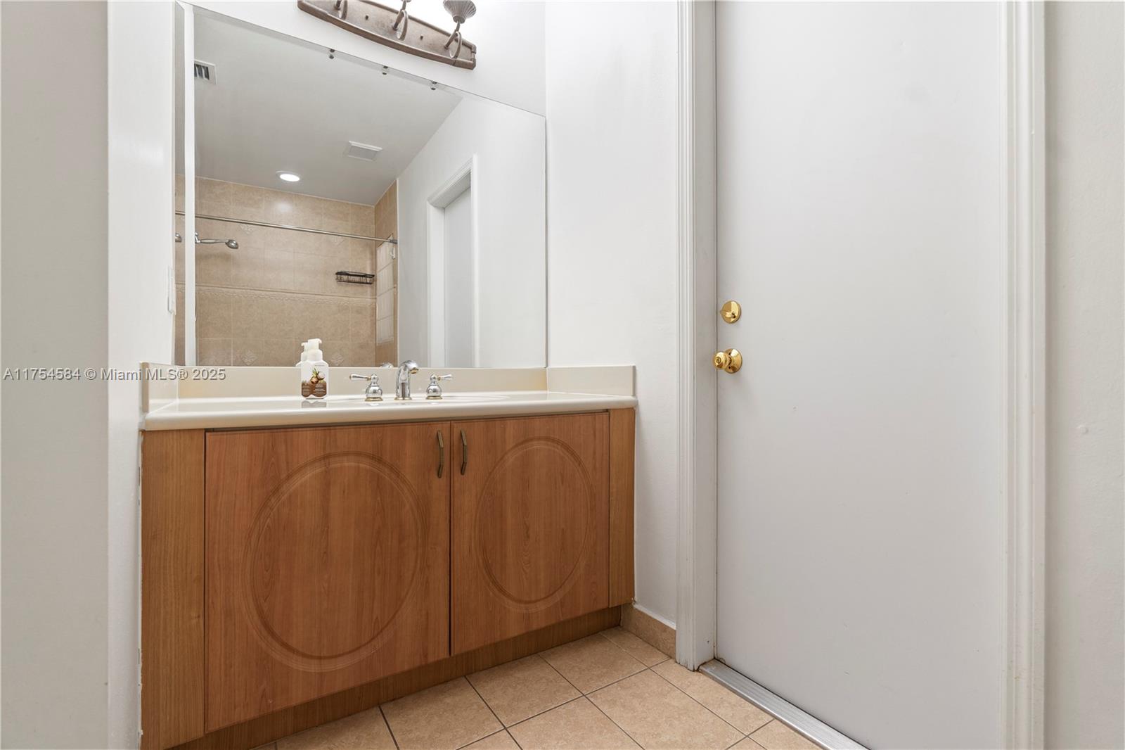 EGRET LAKES ESTATES SEC 3 - Residential