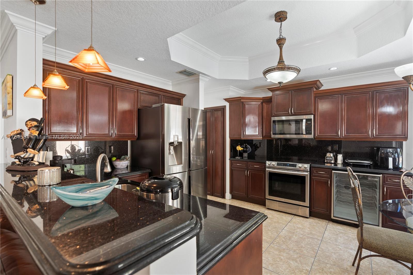 EGRET LAKES ESTATES SEC 3 - Residential