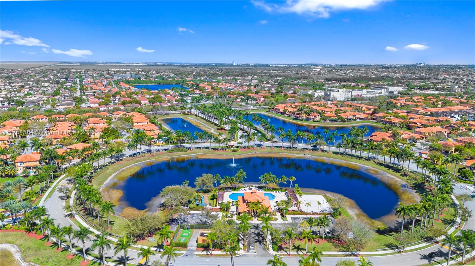 EGRET LAKES ESTATES SEC 3 - Residential
