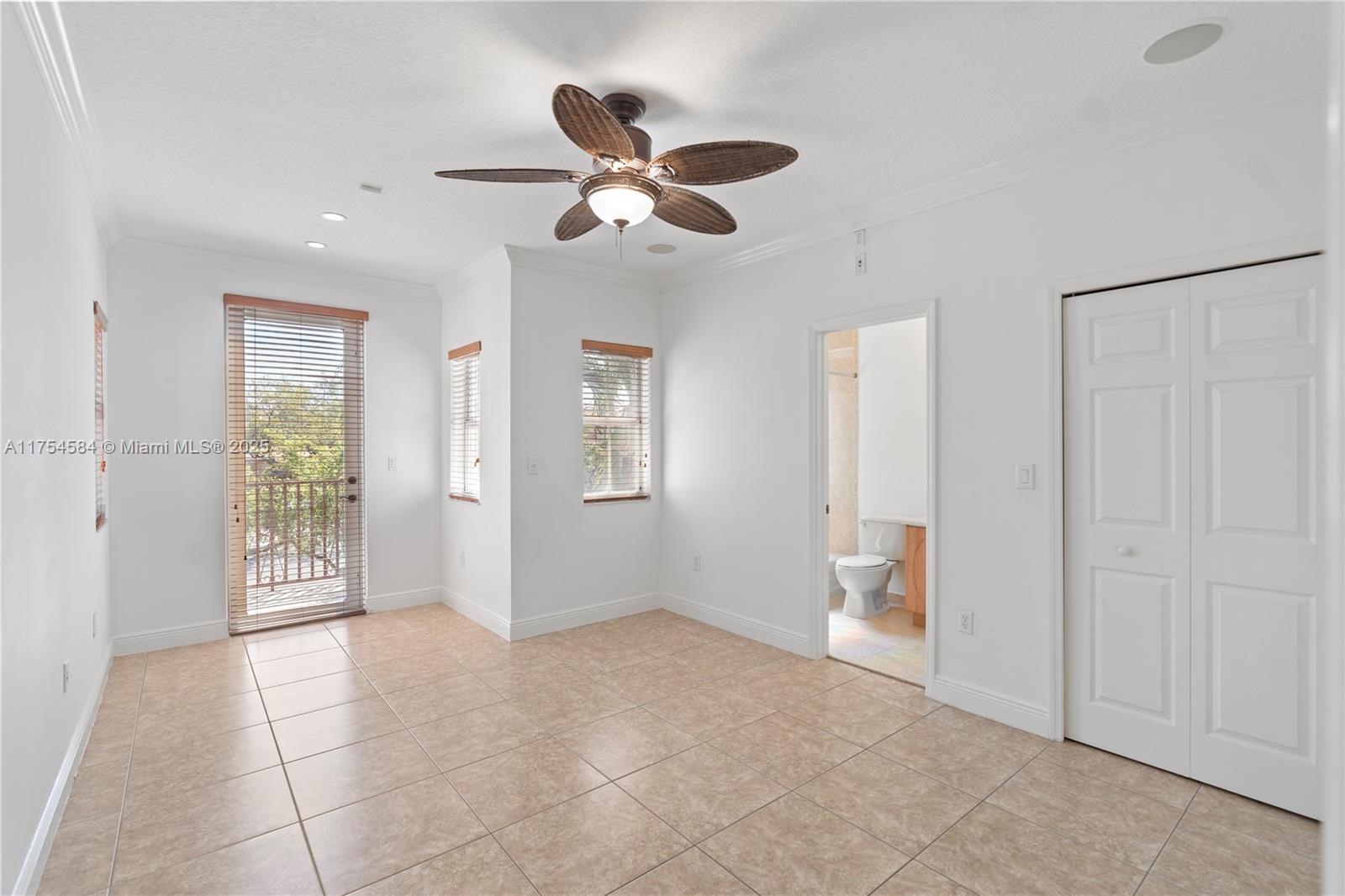 EGRET LAKES ESTATES SEC 3 - Residential