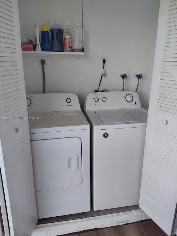 Las Vistas - Residential