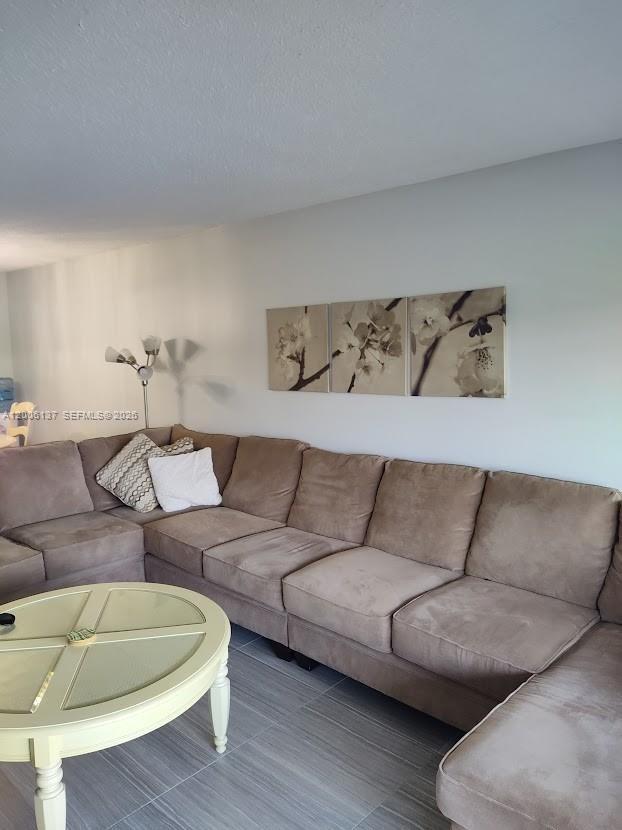 Las Vistas - Residential