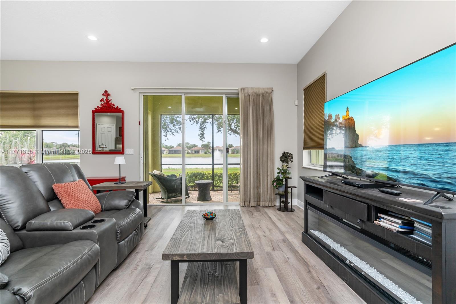 TIVOLI ISLES PUD - Residential