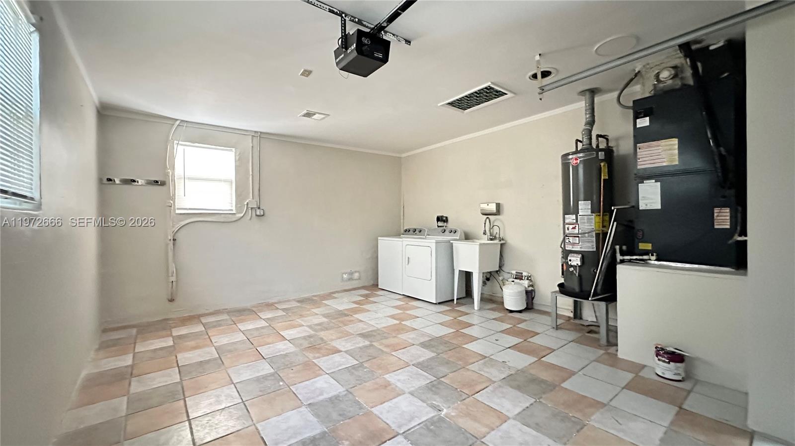 SUNRISE GOLF VILLAGE SEC - Residential