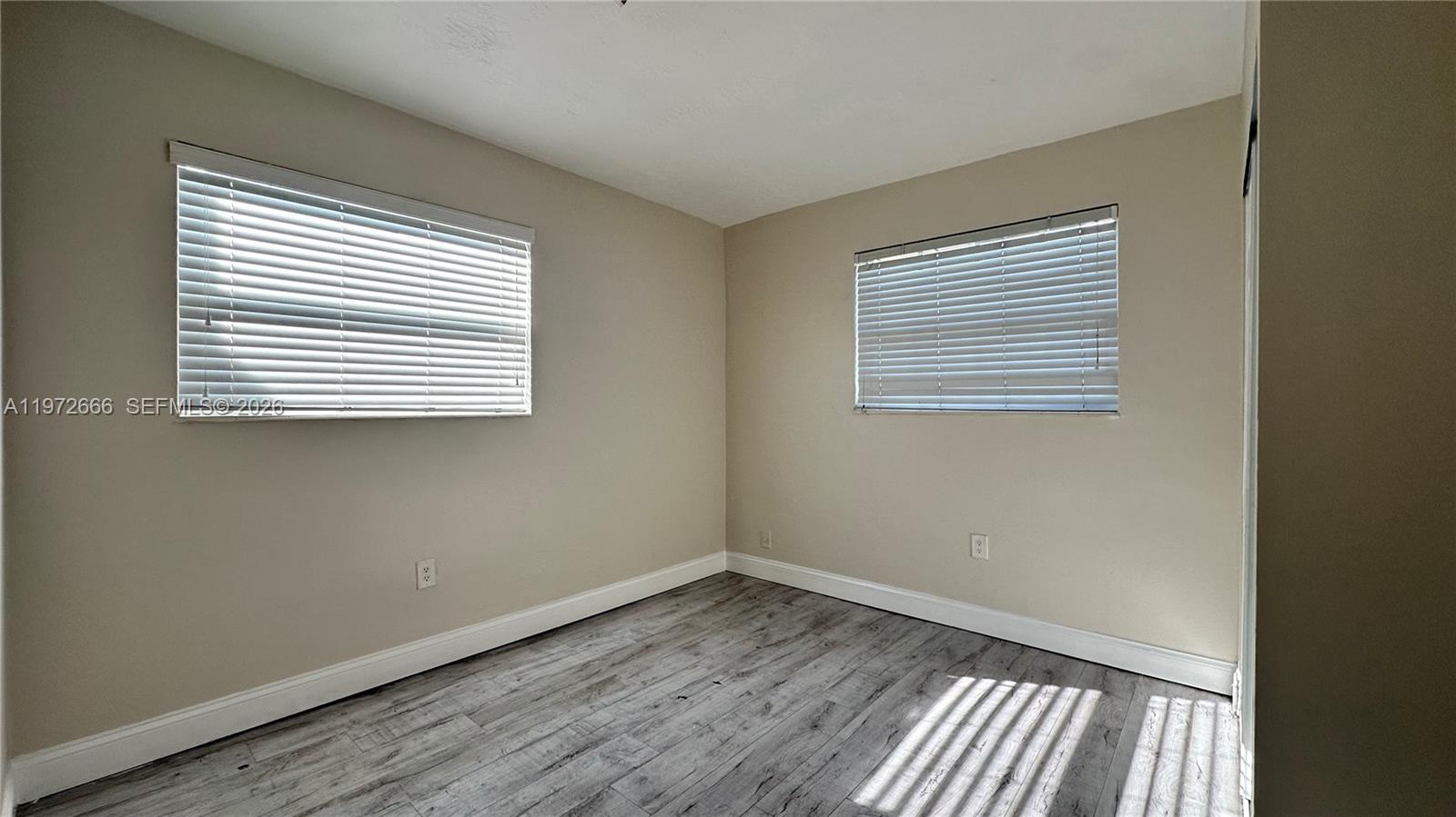 SUNRISE GOLF VILLAGE SEC - Residential