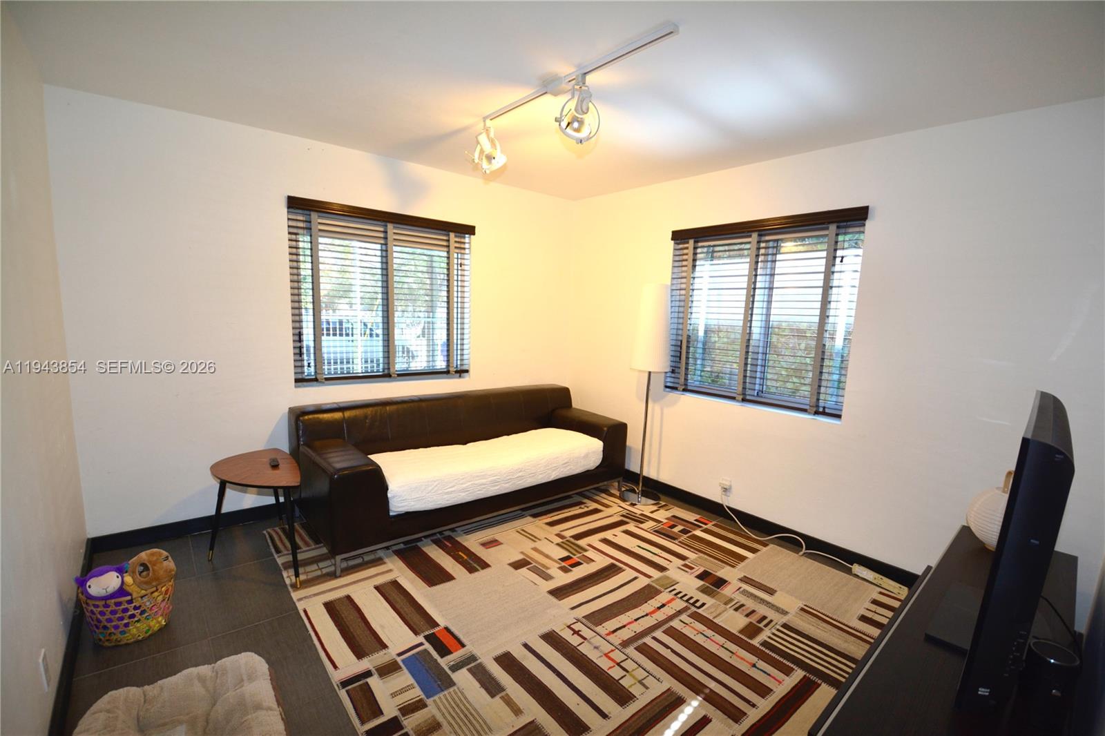 RAILWAY SHOPS ADDN 2ND AM - Residential