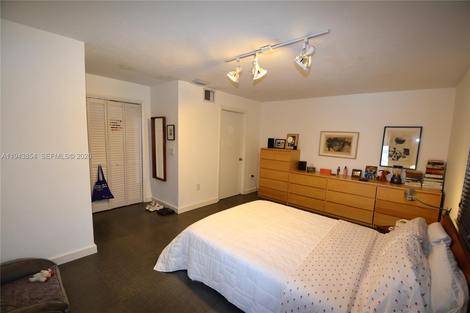 RAILWAY SHOPS ADDN 2ND AM - Residential