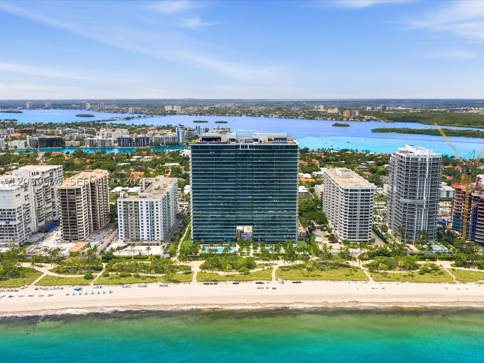 10203 Collins Ave 304