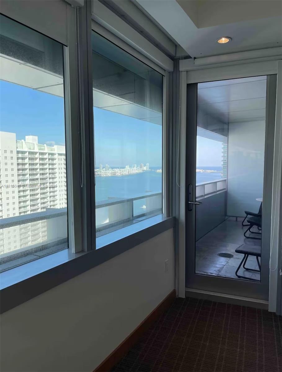 MAYFIELD CONDO - Residential