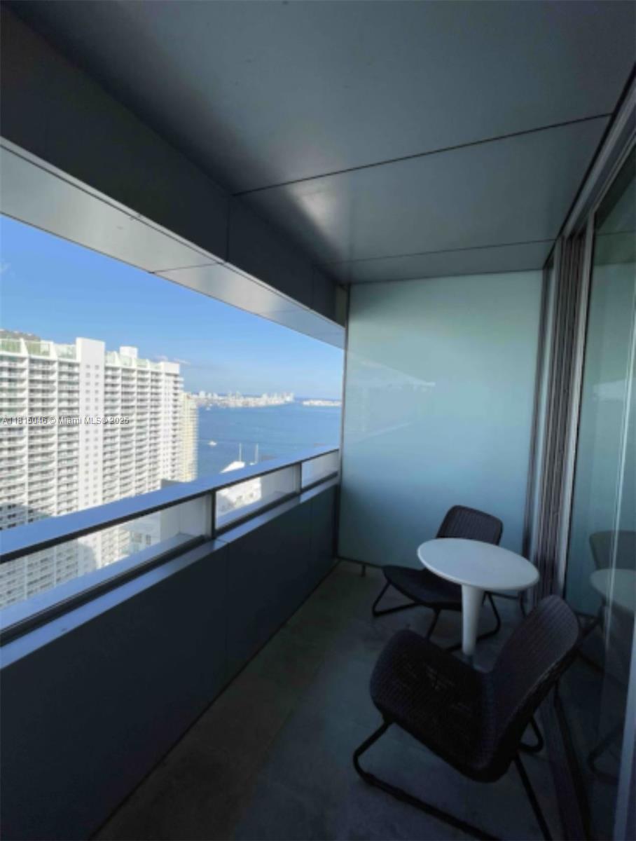 MAYFIELD CONDO - Residential