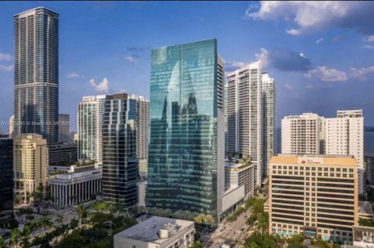 MAYFIELD CONDO - Residential