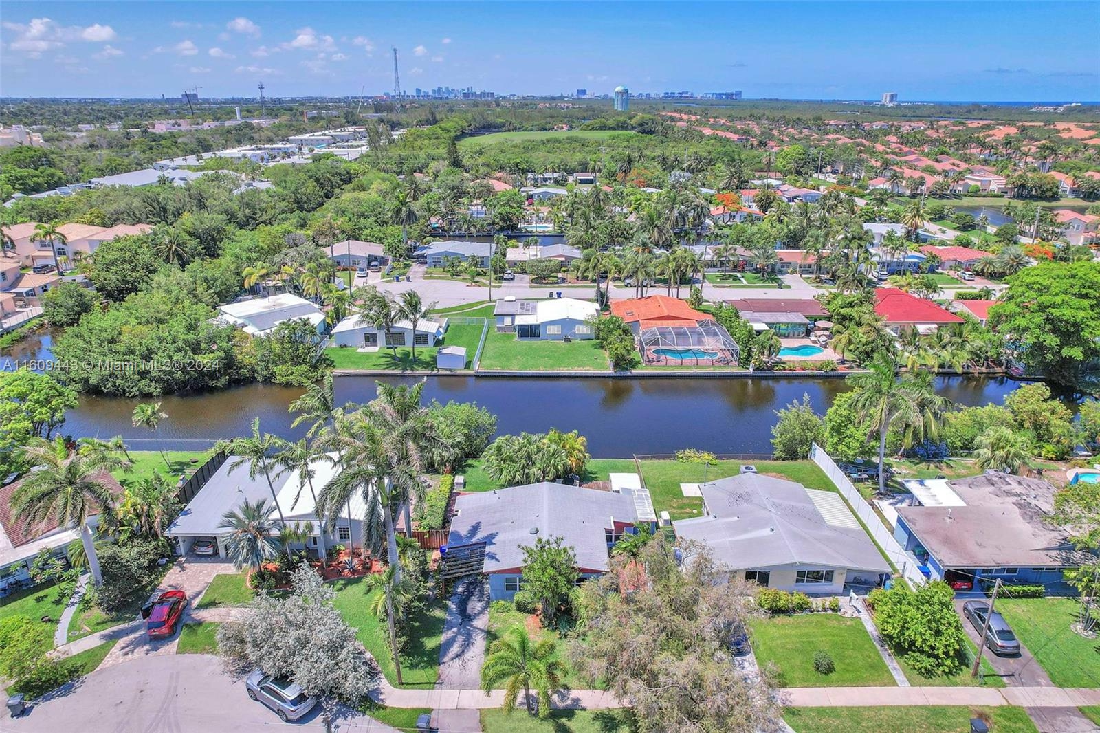 LOOK HOMESITES NO 4 - Residential