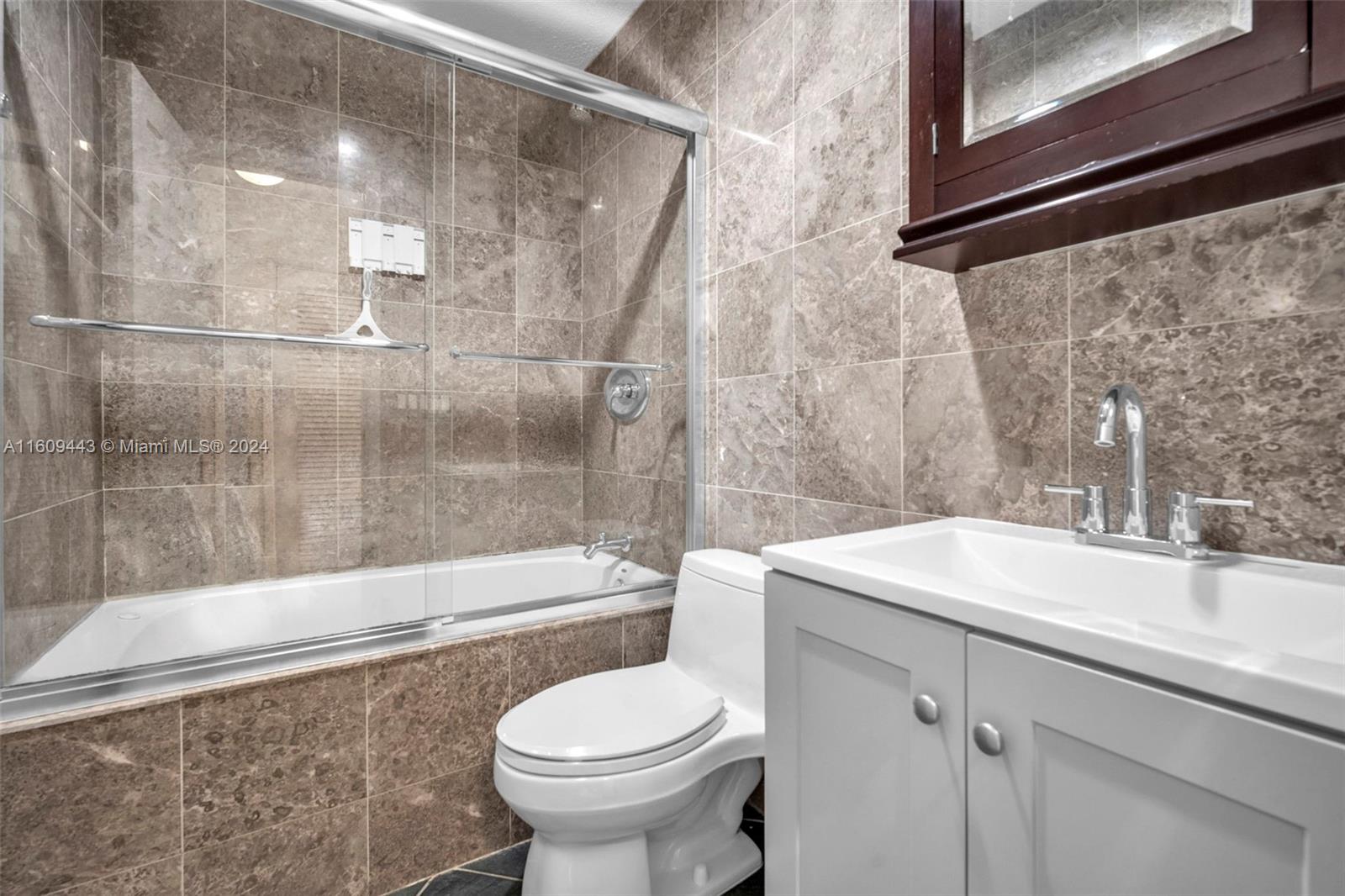 LOOK HOMESITES NO 4 - Residential