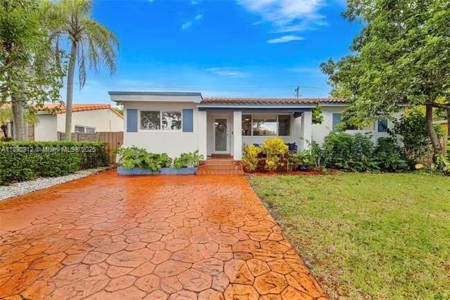 FLEEMAN GROVE - Residential Lease