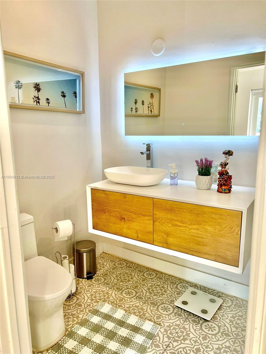 FLEEMAN GROVE - Residential Lease