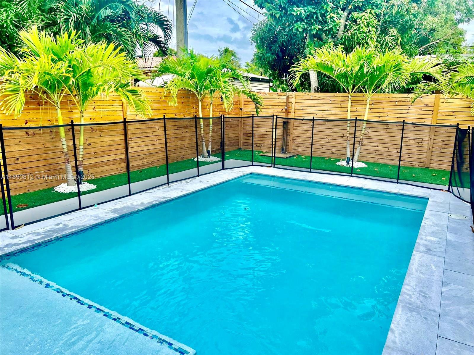 FLEEMAN GROVE - Residential Lease