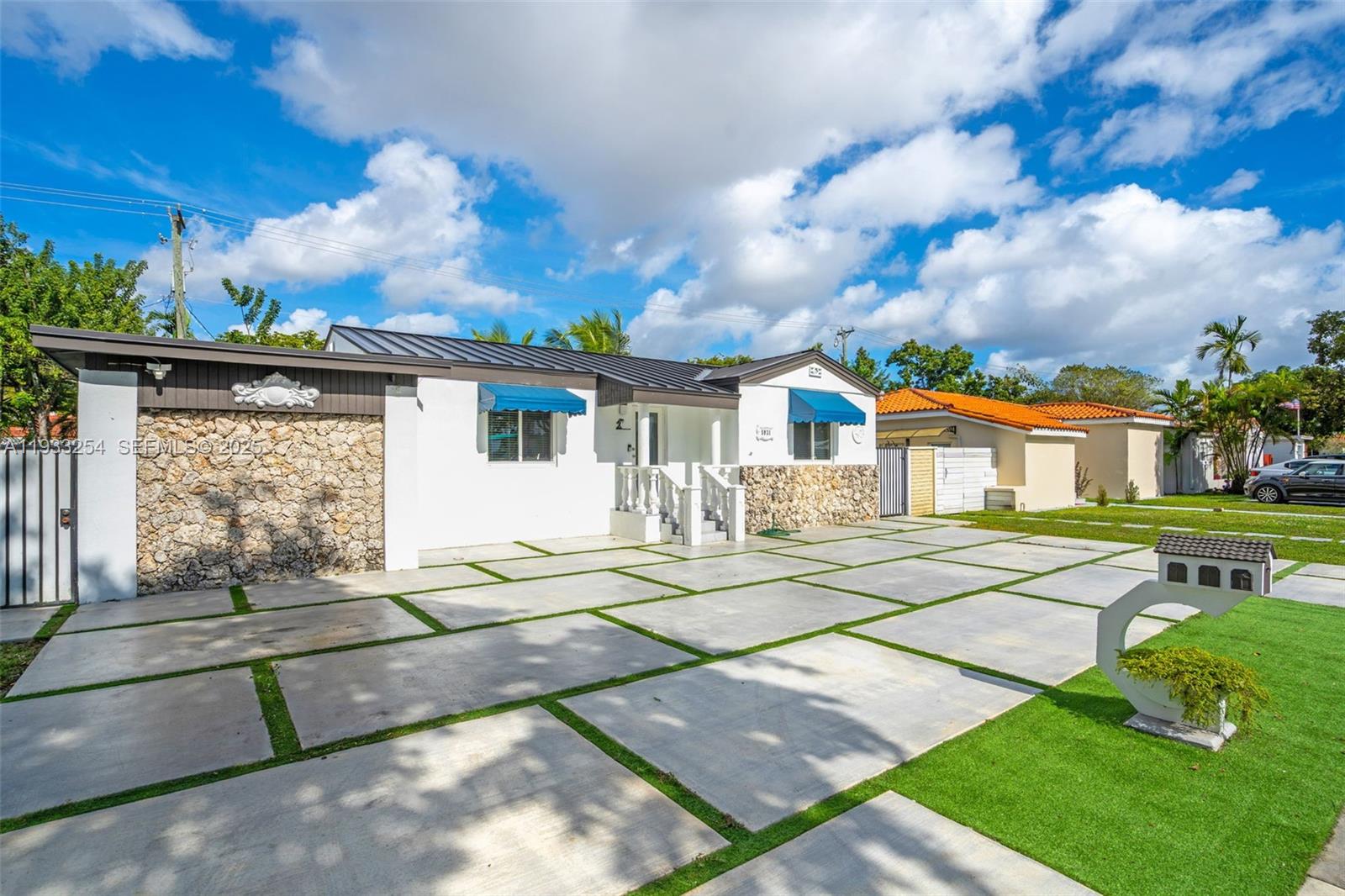 SYLVANIA HEIGHTS - Residential