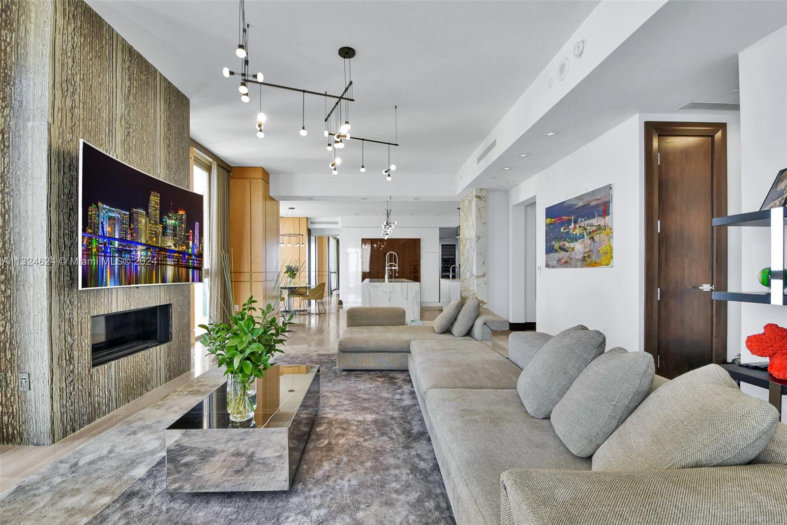 Mansions at Acqualina - Residential