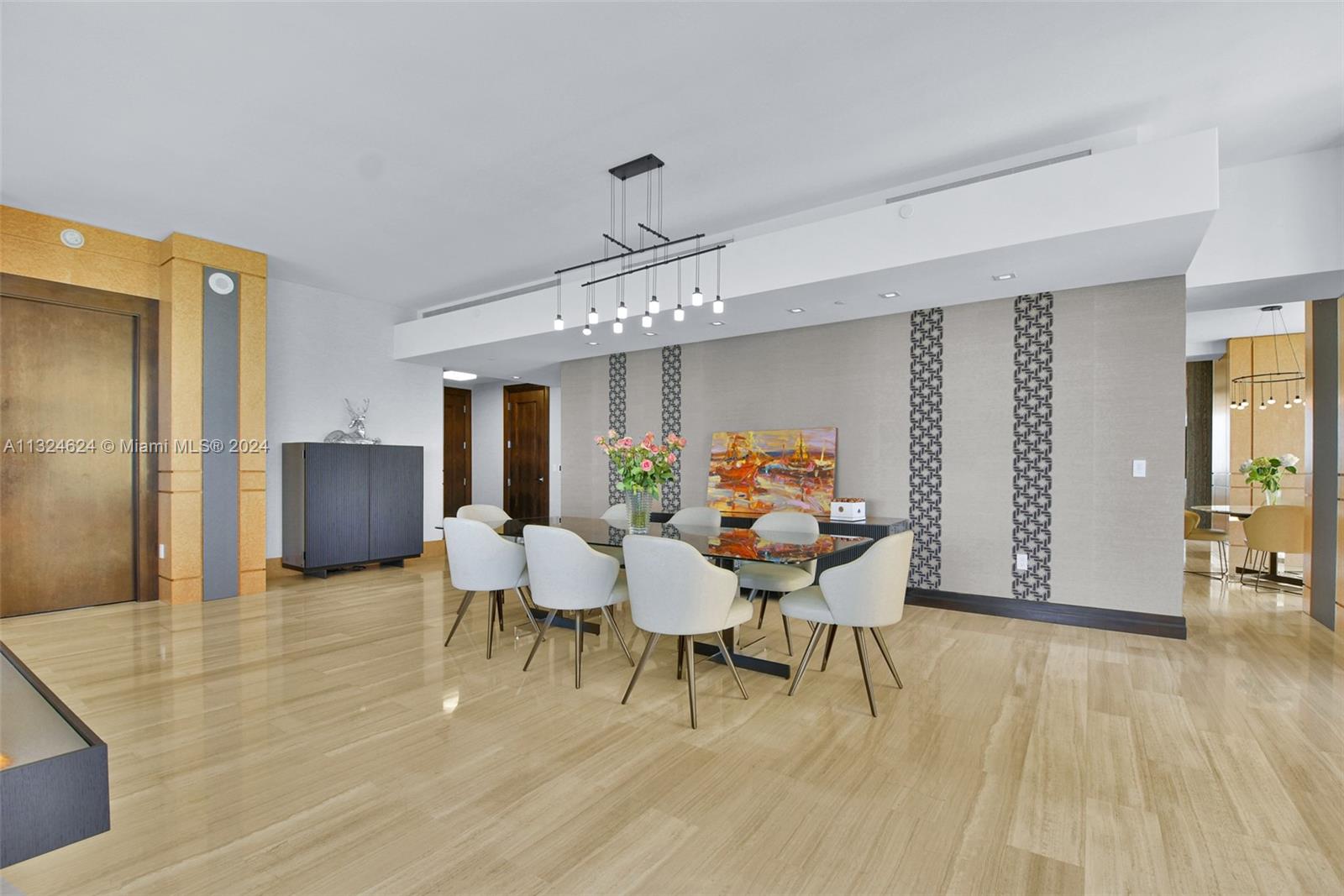 Mansions at Acqualina - Residential