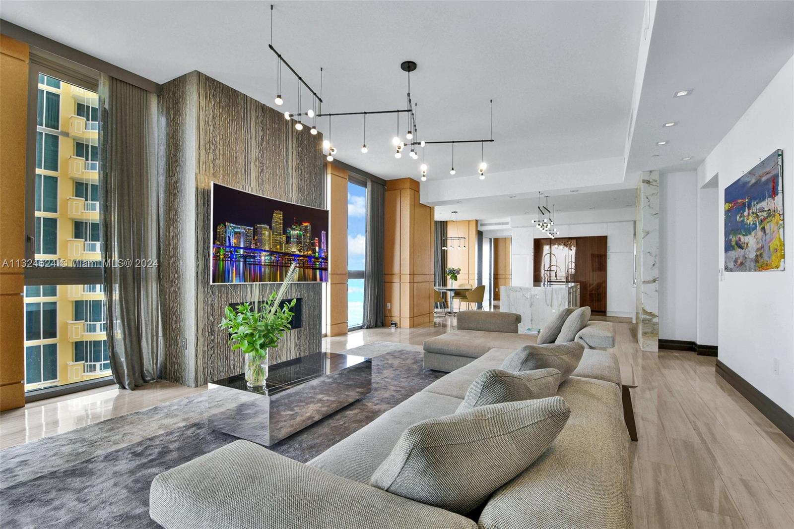 Mansions at Acqualina - Residential