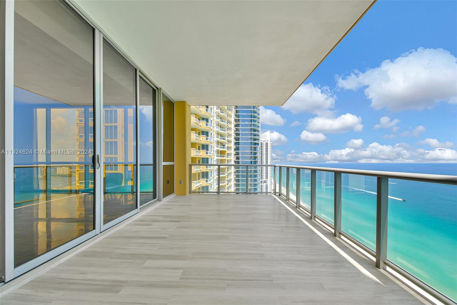 Mansions at Acqualina - Residential