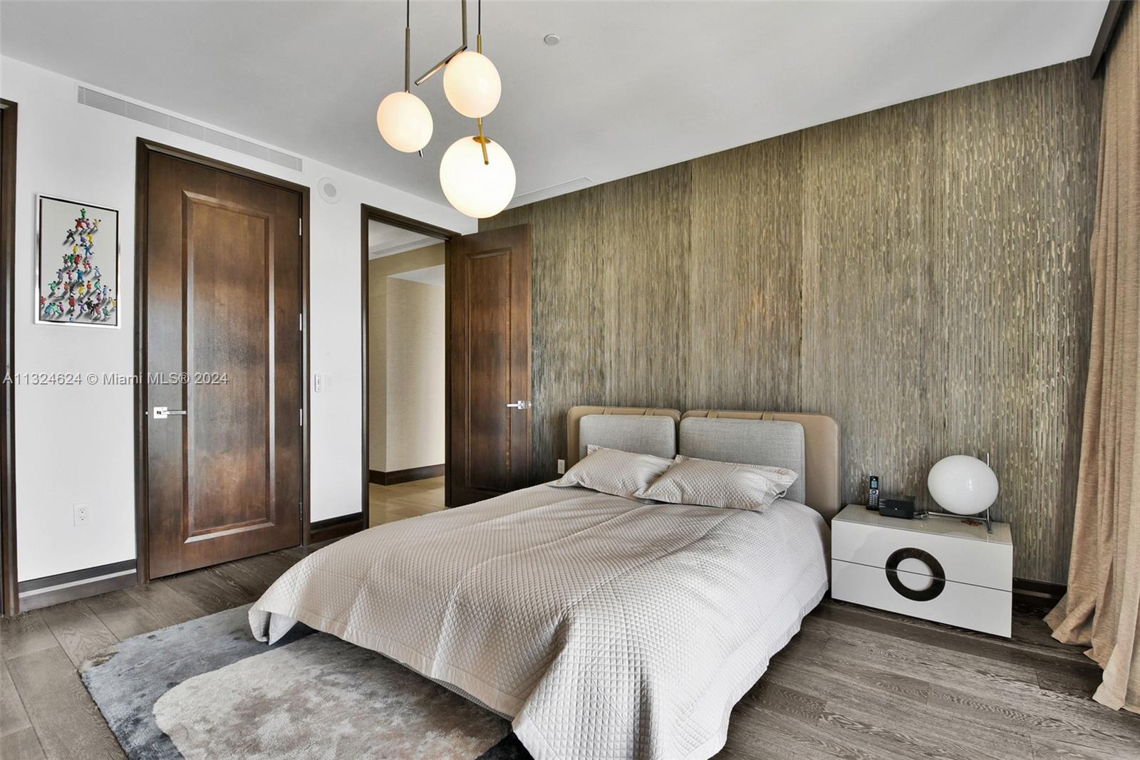 Mansions at Acqualina - Residential