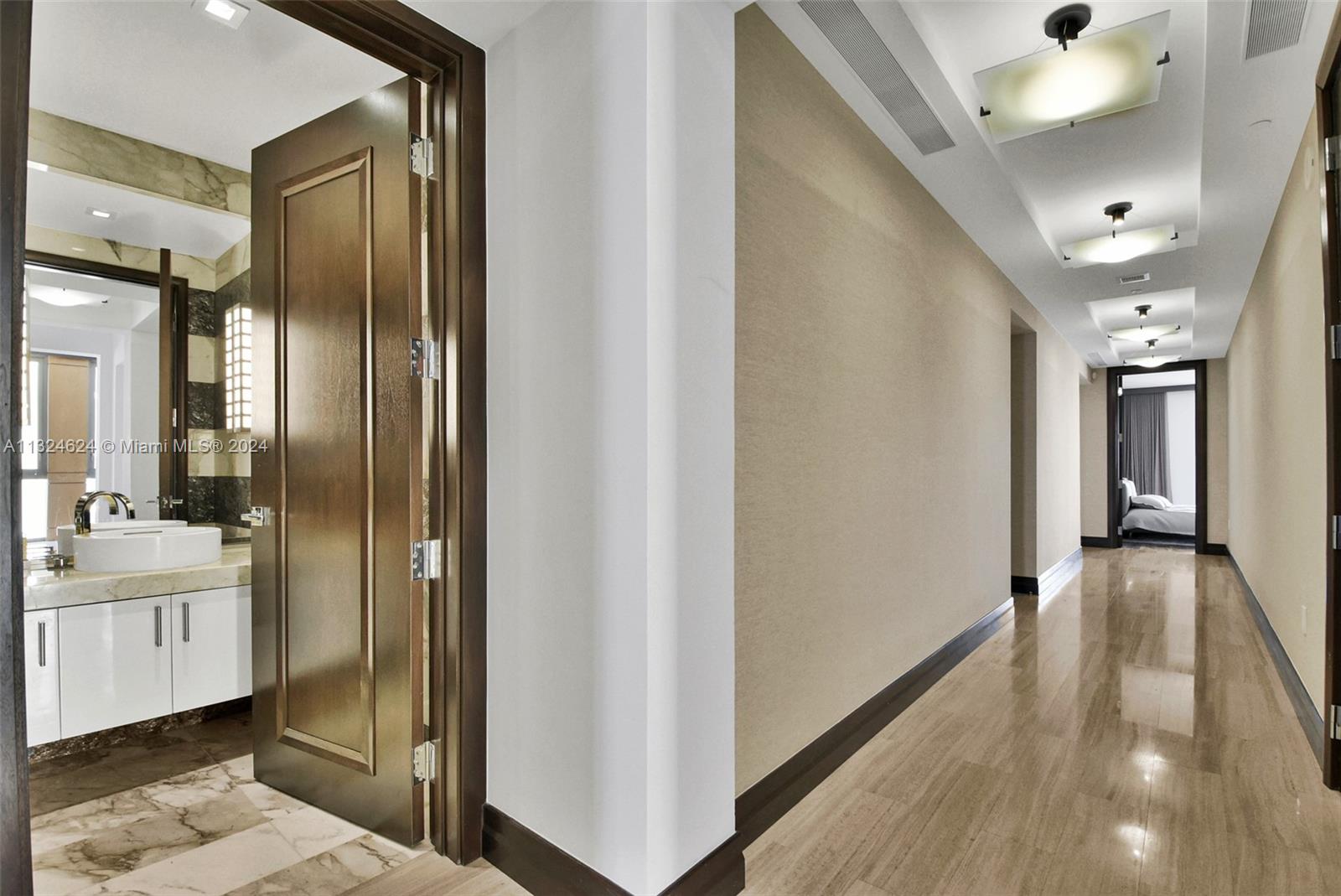 Mansions at Acqualina - Residential