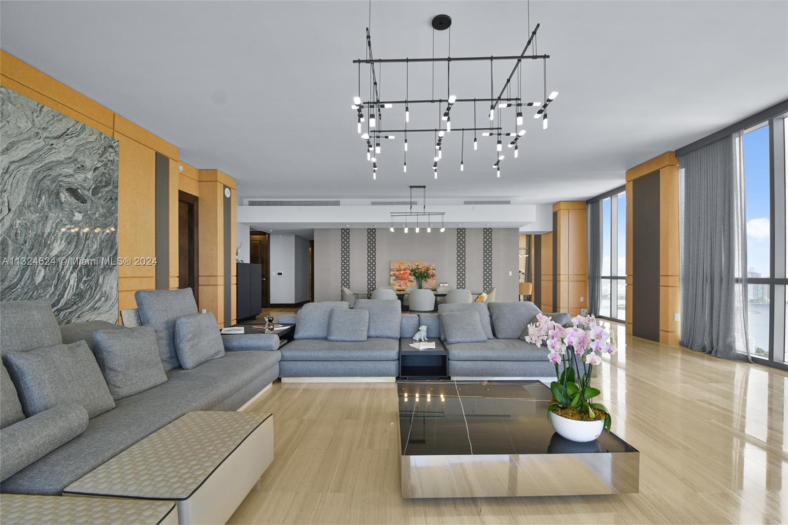 Mansions at Acqualina - Residential