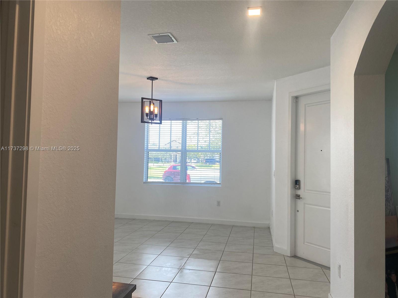 SUMMERVILLE VILLAS - Residential Lease