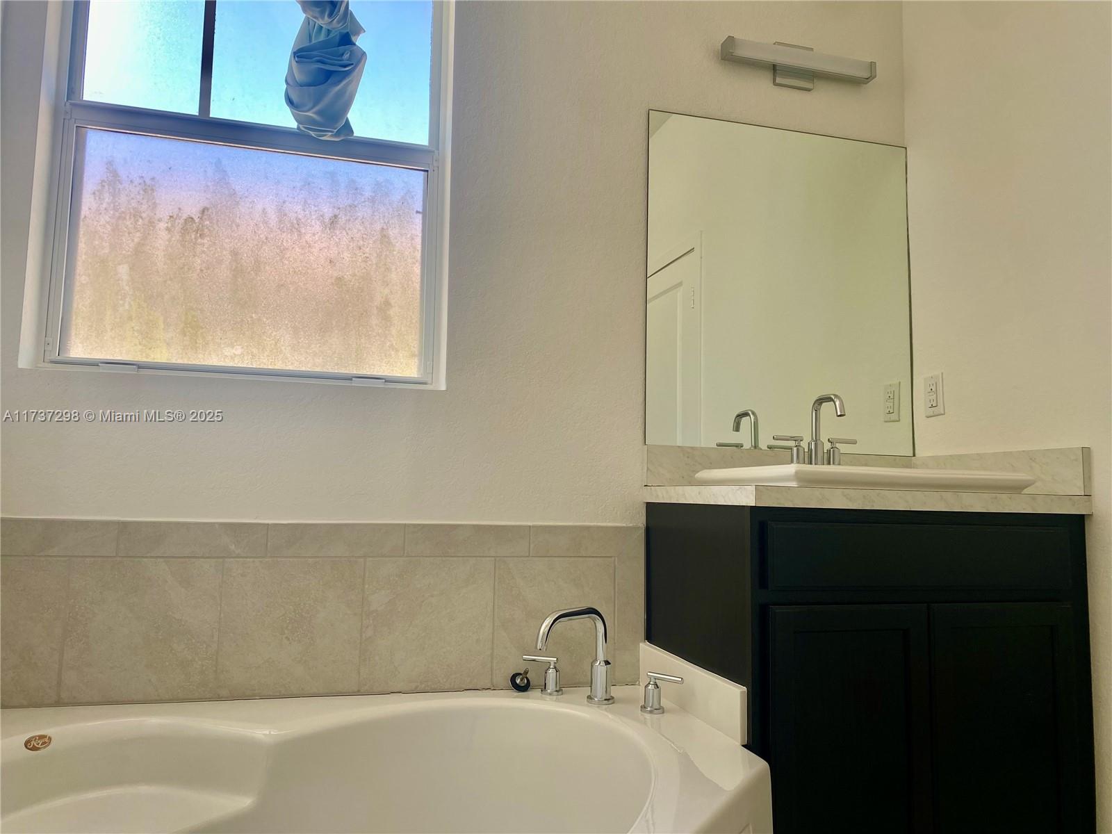 SUMMERVILLE VILLAS - Residential Lease