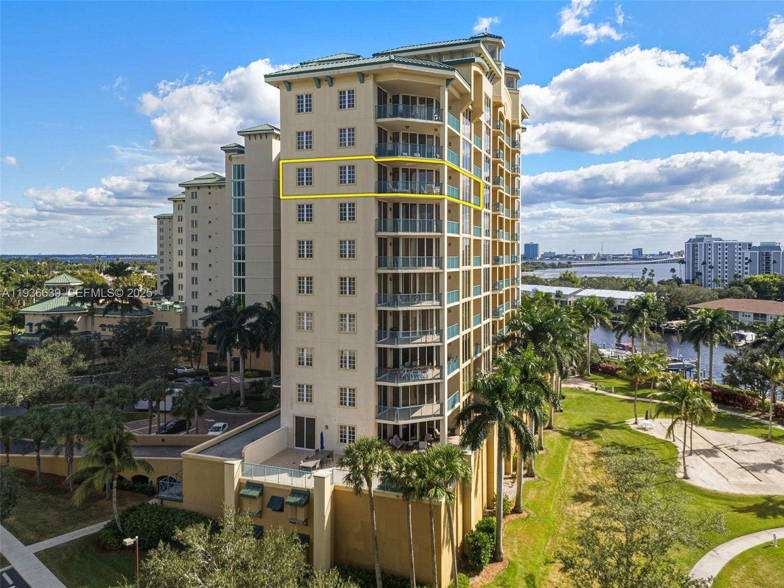 NORTH STAR YACHT CLUB - Residential