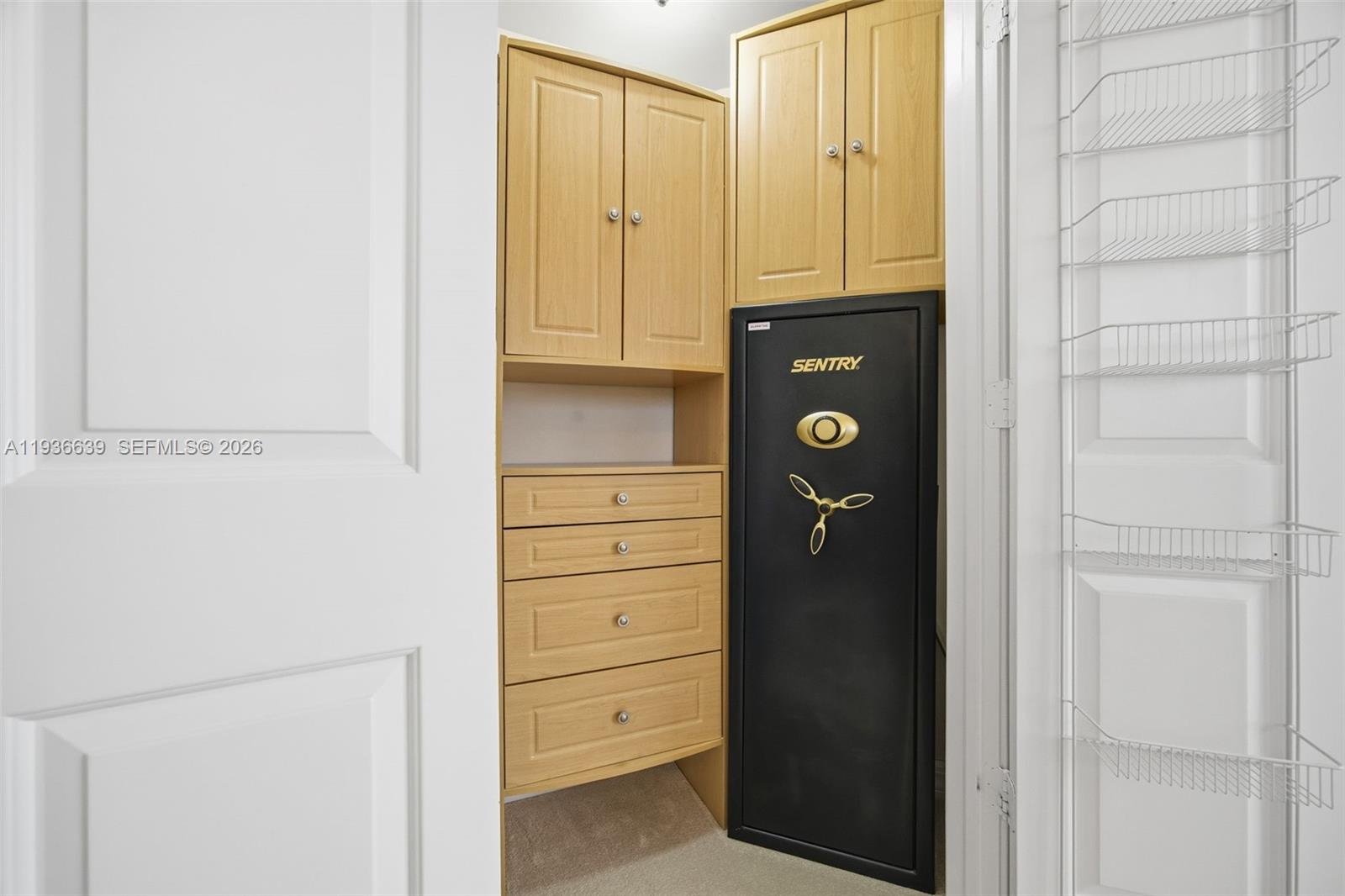 NORTH STAR YACHT CLUB - Residential