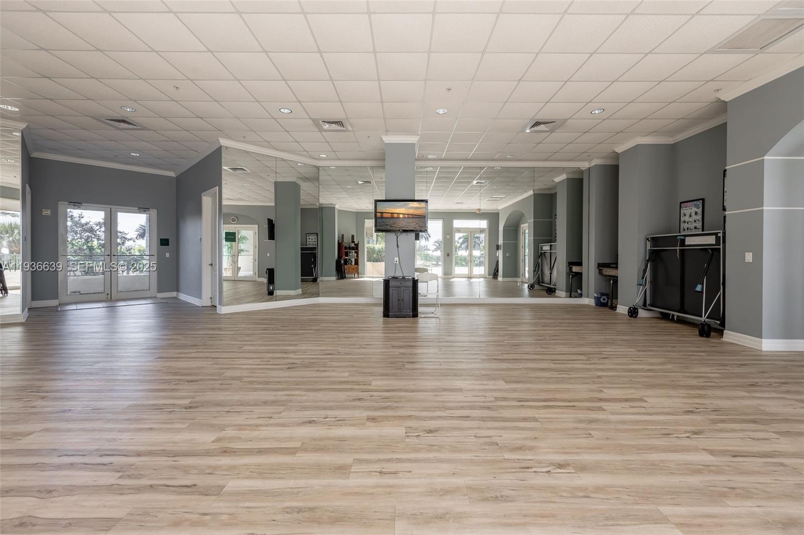 NORTH STAR YACHT CLUB - Residential