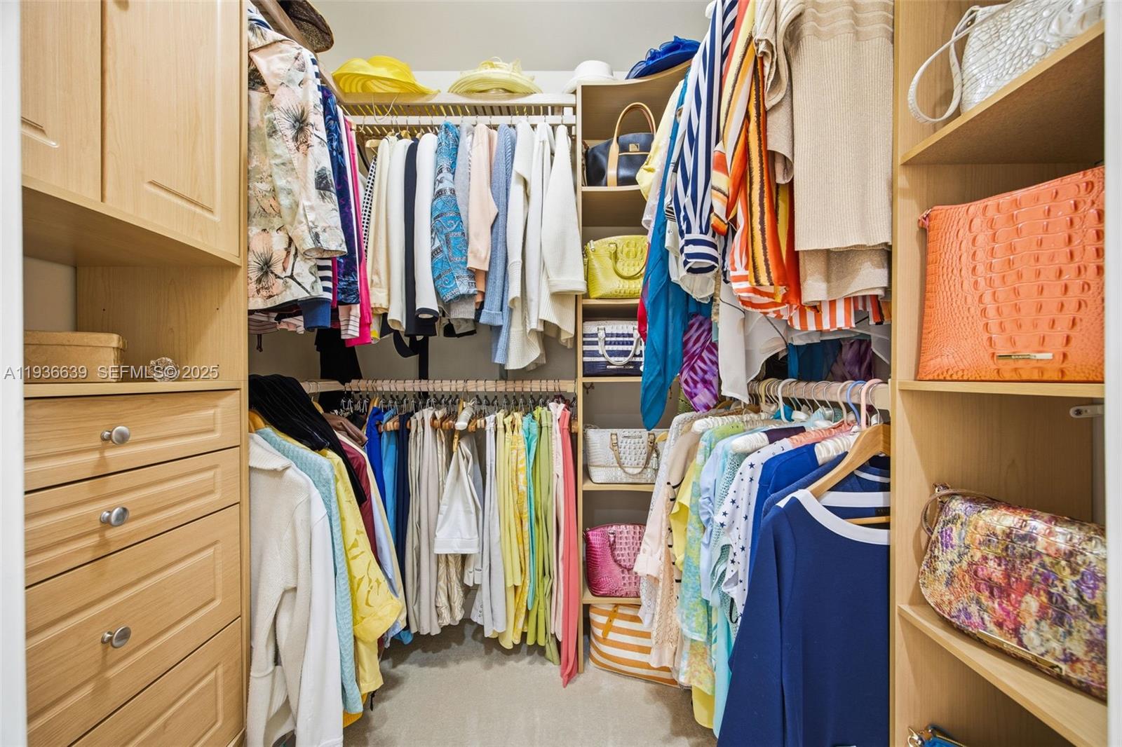 NORTH STAR YACHT CLUB - Residential