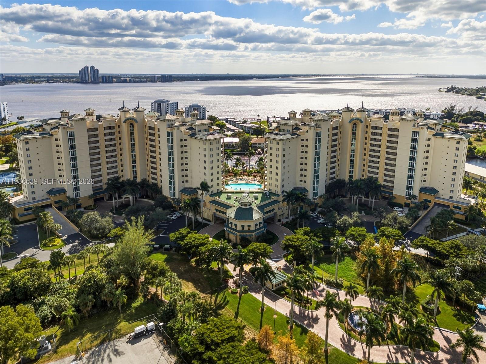 NORTH STAR YACHT CLUB - Residential