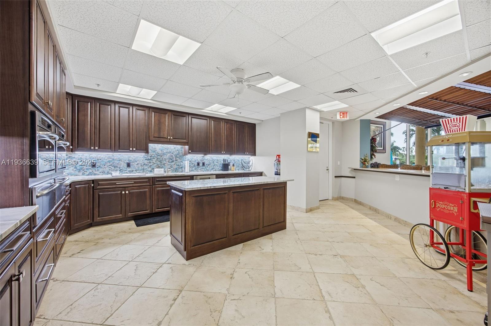 NORTH STAR YACHT CLUB - Residential